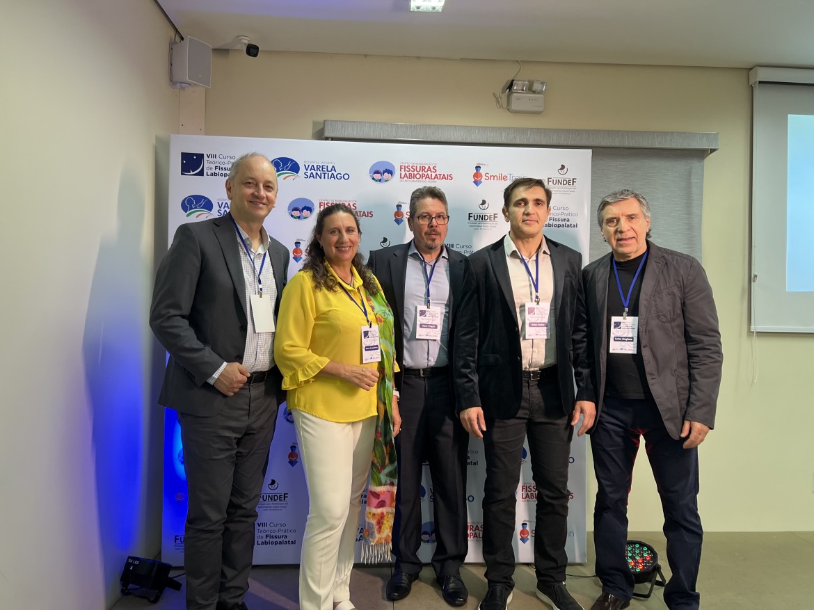Dr. Giugliano fue invitado a exponer en el VIII Curso Teórico–Práctico de Fisura Labiopalatina, organizado por la Fundef, en Brasil